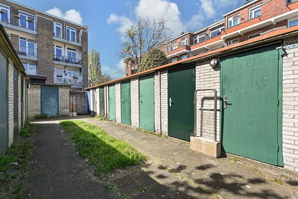 Medium property photo - Medemblikstraat 24, 2547 GX Den Haag